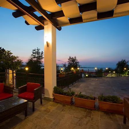 Santa Marina Village Üdülőközpont 4*