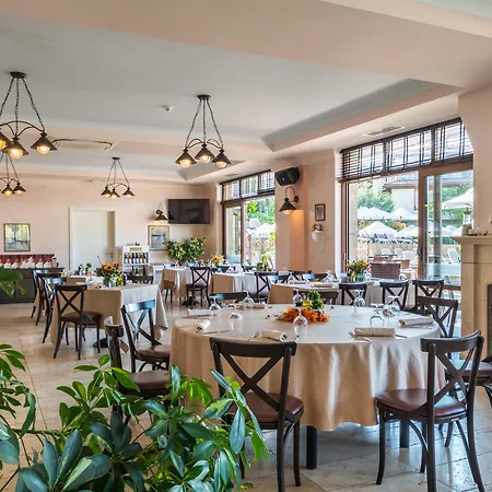 Santa Marina Village Üdülőközpont Szozopol