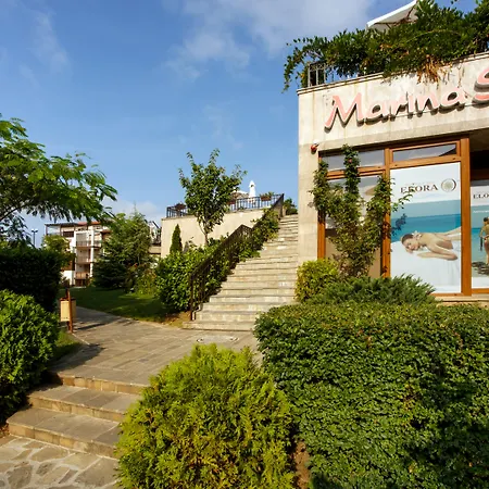 Santa Marina Village Üdülőközpont 4*