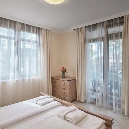 Üdülőközpont Santa Marina Village Szozopol