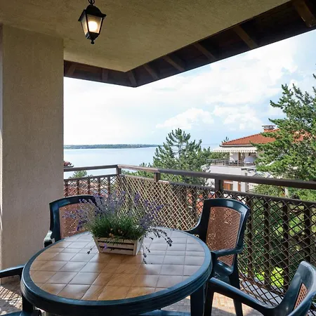 Santa Marina Village Szozopol